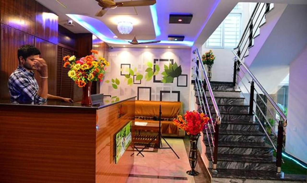 Fabhotel Nb Venkateswara Grand Inn Tirupati Eksteriør bilde