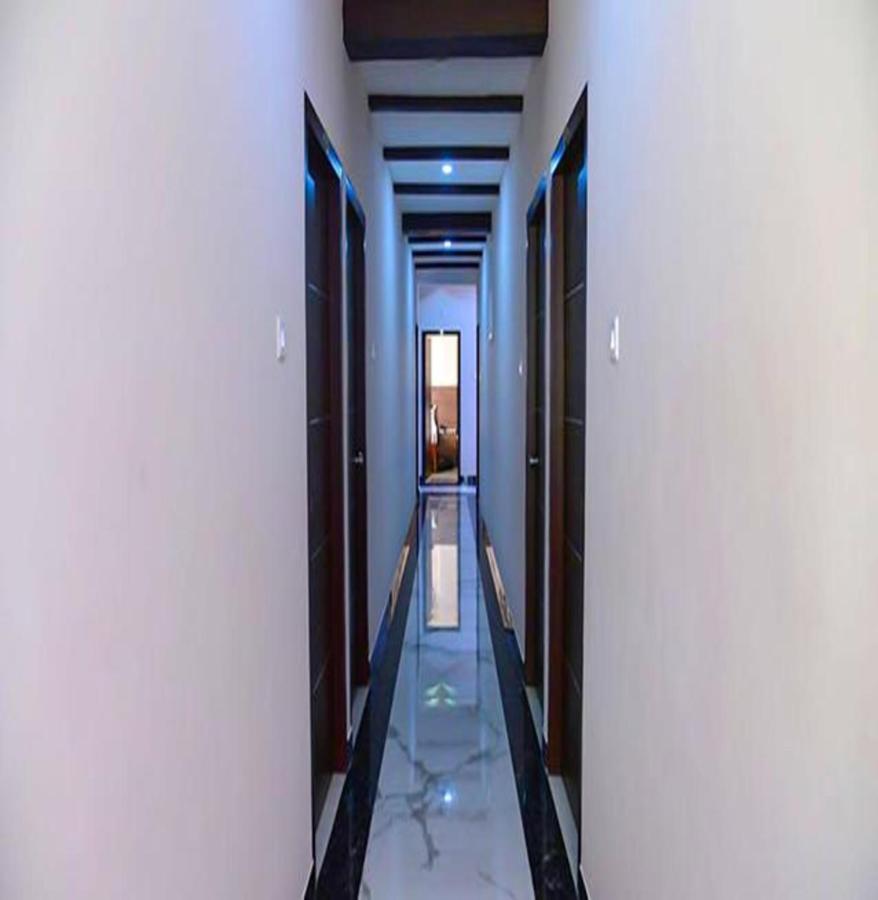Fabhotel Nb Venkateswara Grand Inn Tirupati Eksteriør bilde